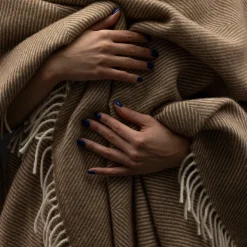 Pentik Torkkupeitot^Aura Torkkupeitto Ruskea