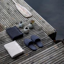Pentik Kylpyhuonetekstiilit^Vohveli Kylpypyyhe Tummanharmaa